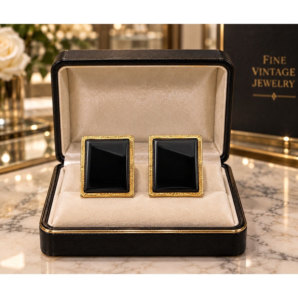 Vintage Dauplaise Black Cabochon Gold Tone Rectangle Clip On Earrings
